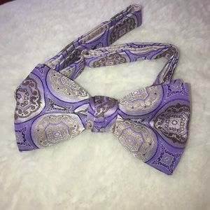 **SOLD**New Pre-tied Adjustable Men’s Bow Tie in Purple